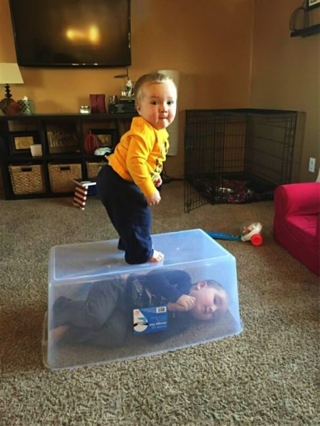 4-kids-pics-showing-the-perks-of-parenting
