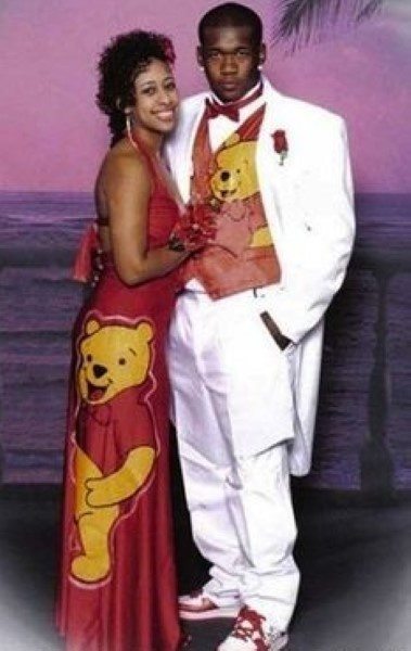 12-prom-dress-fails-proving-something-is-wrong-with-humanity