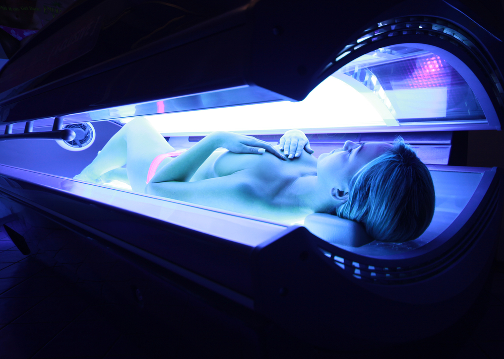 Tanning bed.